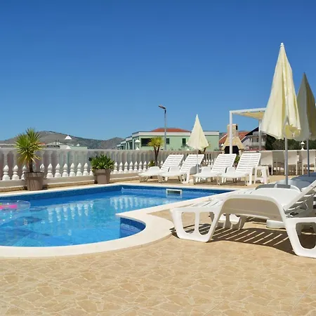 Апартаменты Curic Трогир