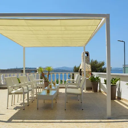 Апартаменты Curic Трогир