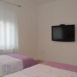 Curic شقة