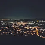 Curic شقة تروغير