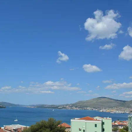 Curic Apartmán *