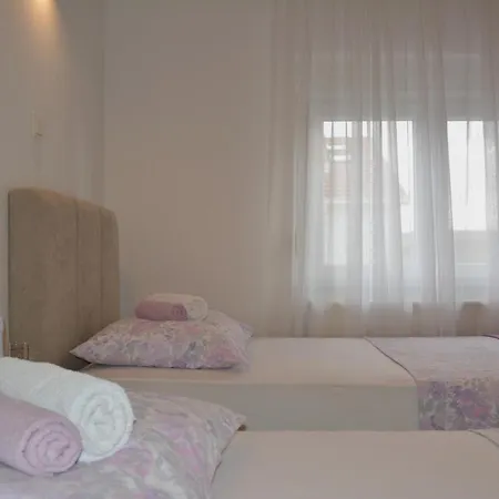 Apartament Curic