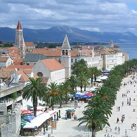 Curic Trogir