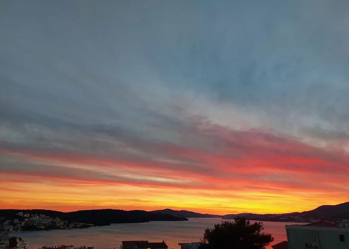 Curic * Trogir